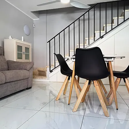 Duplex Playa De Americas - 600mt From The